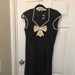Retro Black Pump Couture Dress